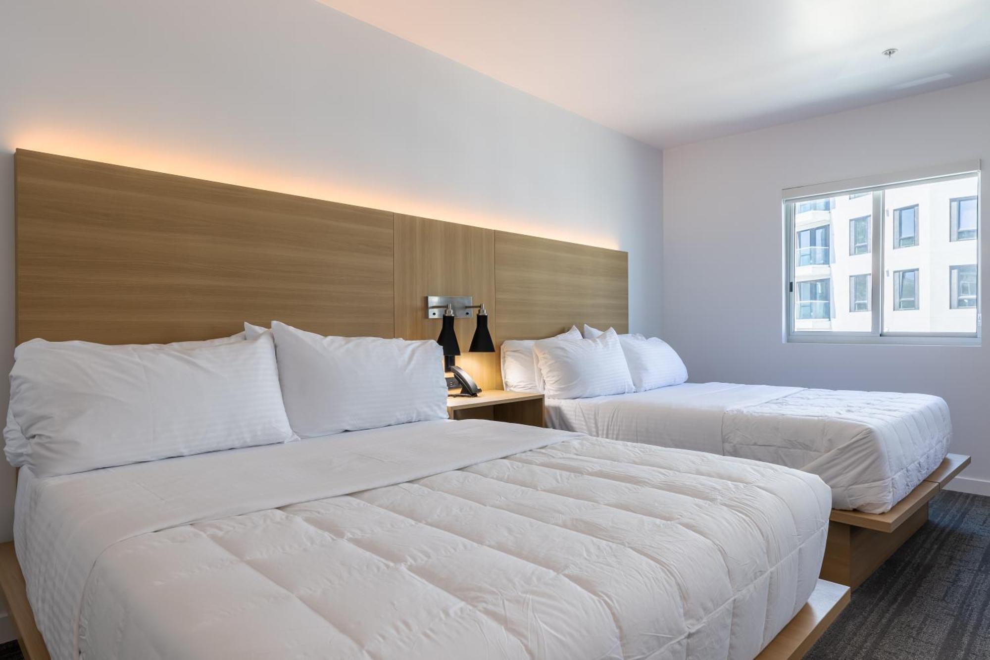 Hotel Mai Downtown Long Beach Pokoj fotografie